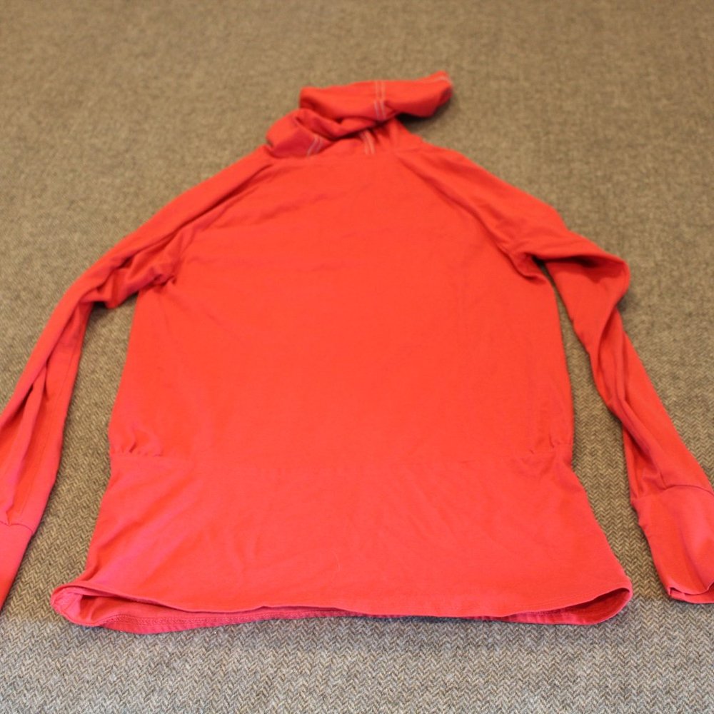 SM Pink Cabela's Hooded Shirt - Picture 5 of 8